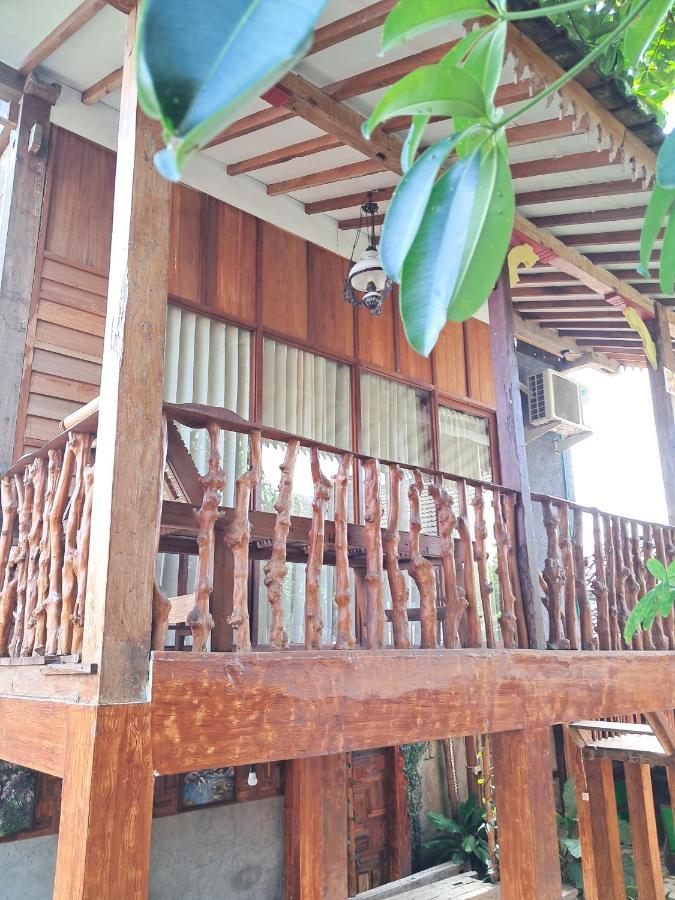 Diana'S Homestay Banyuwangi  Exterior foto