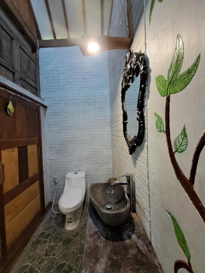 Diana'S Homestay Banyuwangi  Exterior foto